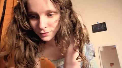 Mikky or Moon online show from January 9, 2026, 9:49 pm