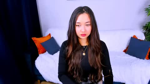 magic_phoenix online show from December 19, 2024, 1:40 pm