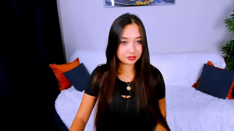 magic_phoenix online show from December 20, 2024, 4:14 pm