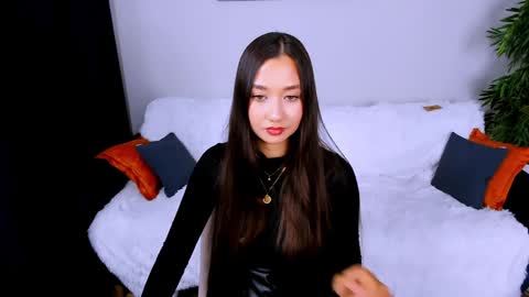 magic_phoenix online show from January 3, 2025, 2:08 pm