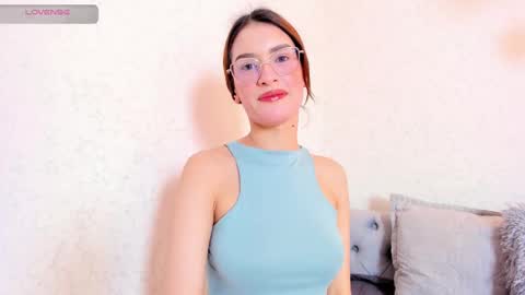 M Rss  online show from October 15, 2025, 4:34 am