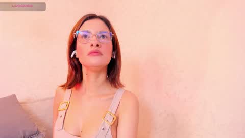 M Rss  online show from October 19, 2025, 4:46 am