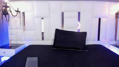 magic_zahara online show from February 12, 2026, 4:07 am