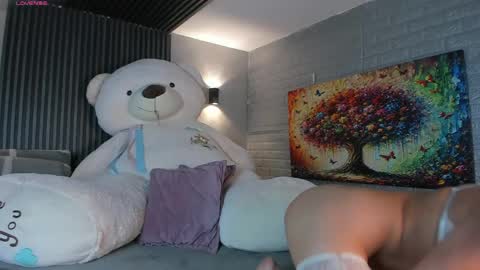 magic_zahara online show from May 31, 2026, 4:09 am