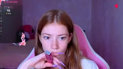 Snapshot of magicladyy chatting on July 24, 2026, 8:18 pm Angel online show from July 24, 2026, 8:18 pm