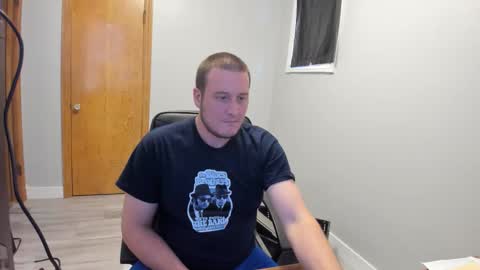 Magic176 online show from November 24, 2025, 6:07 pm