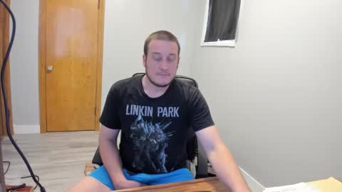 Magic176 online show from December 1, 2025, 5:51 pm