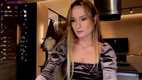 Snapshot of magicpeaach chatting on December 20, 2024, 7:39 pm magicpeaach online show from December 20, 2024, 7:39 pm