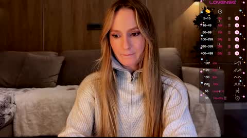 Snapshot of magicpeaach chatting on February 7, 2025, 10:09 pm magicpeaach online show from February 7, 2025, 10:09 pm