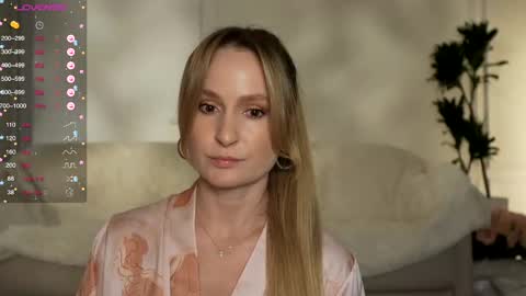 Snapshot of magicpeaach chatting on March 3, 2025, 4:24 pm magicpeaach online show from March 3, 2025, 4:24 pm