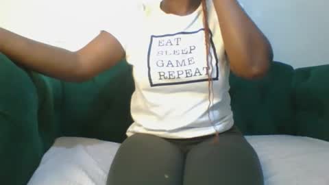 Snapshot of magicpussyy1 chatting on April 20, 2026, 10:51 am magicbabe online show from April 20, 2026, 10:51 am