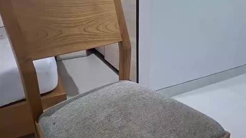 Eli online show from October 17, 2025, 8:50 am