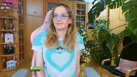 Snapshot of magicstylex chatting on January 7, 2025, 11:03 pm Nicole online show from January 7, 2025, 11:03 pm