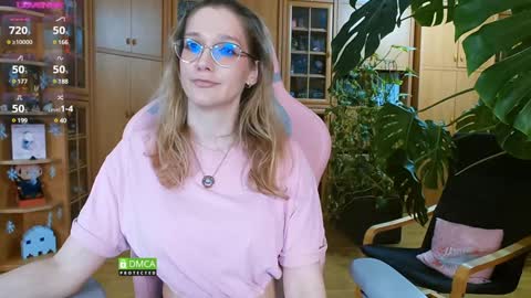 Snapshot of magicstylex chatting on January 14, 2025, 4:04 am Nicole online show from January 14, 2025, 4:04 am