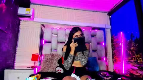 Snapshot of mahiara_hot chatting on May 22, 2026, 2:33 pm mahiara hot online show from May 22, 2026, 2:33 pm