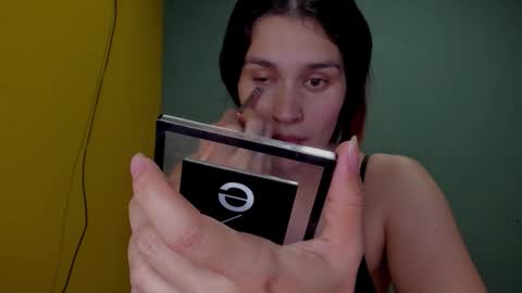 Snapshot of mahiia_1 chatting on November 9, 2025, 9:46 pm Mahiia online show from November 9, 2025, 9:46 pm