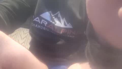 maho0 online show from April 15, 2026, 5:47 am