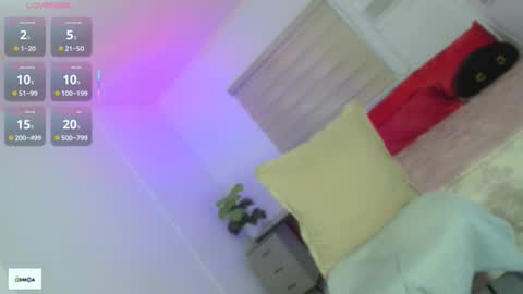 Snapshot of maiashots346 chatting on September 18, 2025, 10:12 pm MAIA online show from September 18, 2025, 10:12 pm