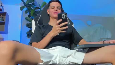 MAICOL online show from July 23, 2026, 2:31 am