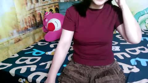 Snapshot of maiili06 chatting on February 12, 2026, 10:43 am maiili06 online show from February 12, 2026, 10:43 am