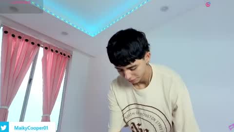 maiky_cooper01 online show from March 30, 2026, 1:12 pm