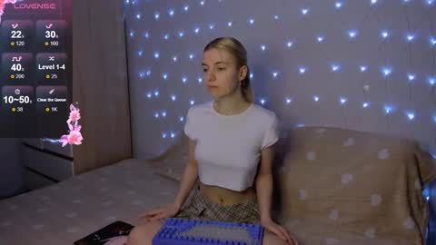 Snapshot of mailin_harrington chatting on February 24, 2026, 4:05 pm Your kitty online show from February 24, 2026, 4:05 pm