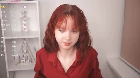 Snapshot of maisiemiller chatting on February 4, 2026, 4:35 pm Maisie online show from February 4, 2026, 4:35 pm