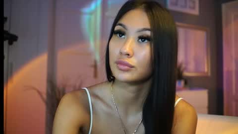 Snapshot of maistream chatting on September 22, 2025, 12:40 pm Mai online show from September 22, 2025, 12:40 pm