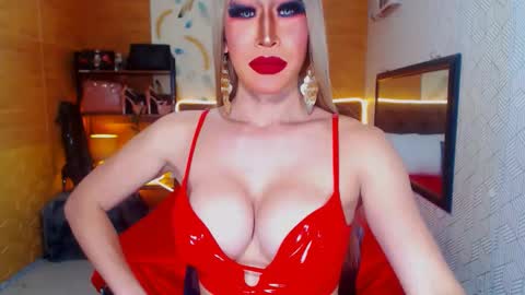 majesticmedusa online show from February 6, 2025, 6:51 am