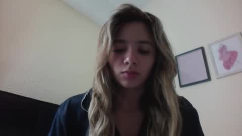 majo_gomezz online show from February 16, 2026, 4:19 am