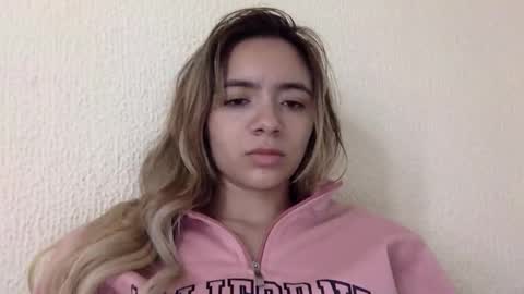 majo_gomezz online show from May 12, 2026, 12:08 am
