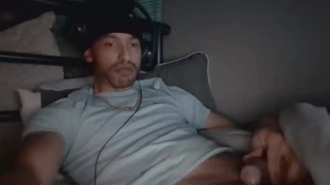 Snapshot of majorb121 chatting on December 31, 2024, 6:57 pm majorb121 online show from December 31, 2024, 6:57 pm