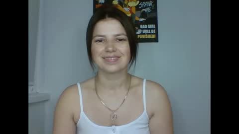 make_mesmile online show from June 3, 2026, 5:29 pm