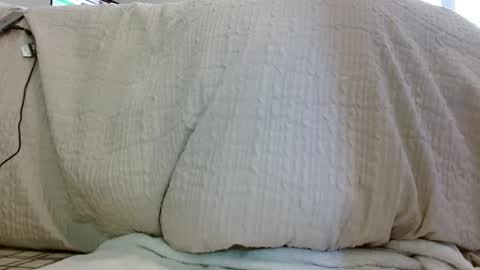 makemeplease89 online show from September 30, 2025, 4:12 pm