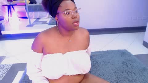 makena online show from January 30, 2025, 6:24 am