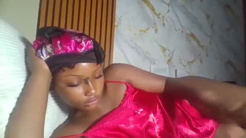 Eva online show from March 12, 2026, 2:07 am