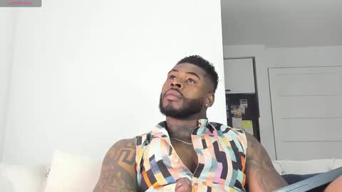 Snapshot of makonneen chatting on June 5, 2026, 9:20 pm Makonnen online show from June 5, 2026, 9:20 pm