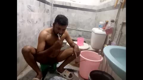 malang75 online show from October 27, 2025, 4:27 am