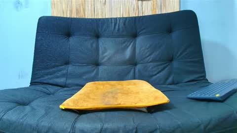 Malcom online show from November 19, 2025, 11:54 am