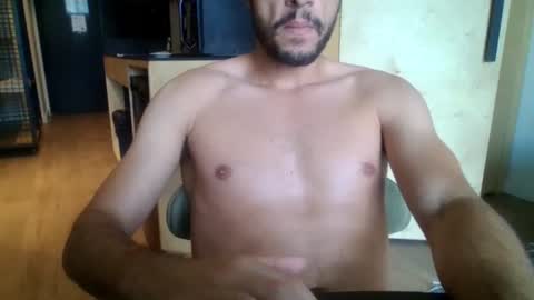 Boybi online show from June 8, 2026, 4:40 pm