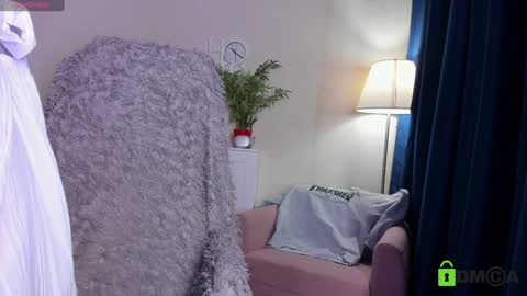 Snapshot of malenaernman chatting on December 8, 2024, 1:36 pm Malena online show from December 8, 2024, 1:36 pm