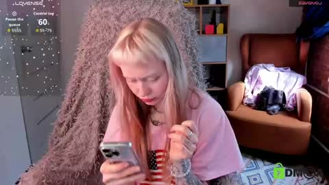 Snapshot of malenaernman chatting on April 12, 2026, 10:31 am Malena online show from April 12, 2026, 10:31 am