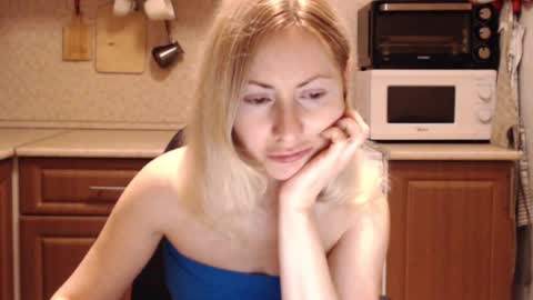 Snapshot of malenamila chatting on February 10, 2026, 10:03 pm Malena online show from February 10, 2026, 10:03 pm