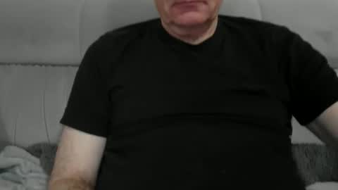 Snapshot of maletoytouse chatting on February 14, 2026, 6:48 pm maletoytouse online show from February 14, 2026, 6:48 pm