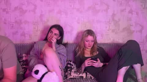 Malinka online show from September 27, 2025, 6:24 pm