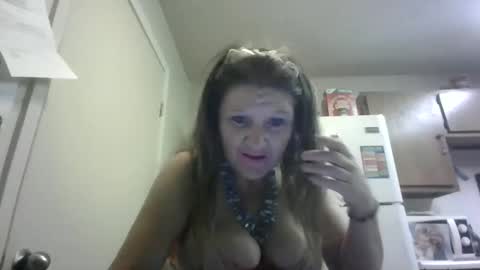 malinda702 online show from December 29, 2024, 8:22 am