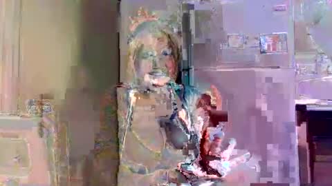 malinda702 online show from April 22, 2026, 8:28 am