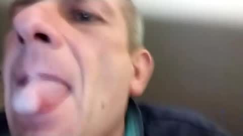 Snapshot of malinowy85 chatting on November 15, 2025, 5:31 pm malinowy85 online show from November 15, 2025, 5:31 pm