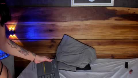 mallory_dietlinde online show from March 4, 2025, 8:35 am