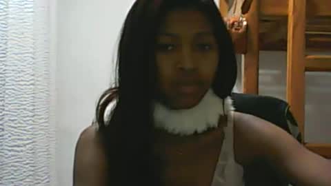 Snapshot of malluna4 chatting on June 8, 2026, 9:15 pm Malluna online show from June 8, 2026, 9:15 pm